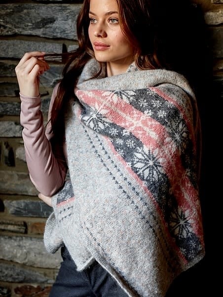 Leyland Shawl