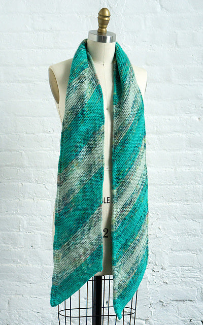 Drifting Scarf
