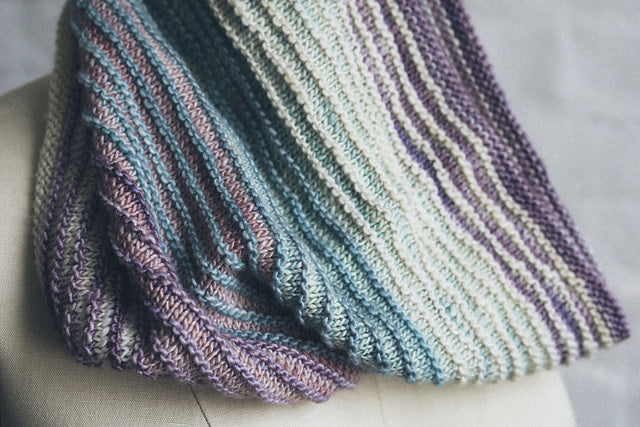 Fino Shadow Cowl