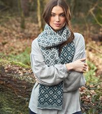 Lattice Scarf