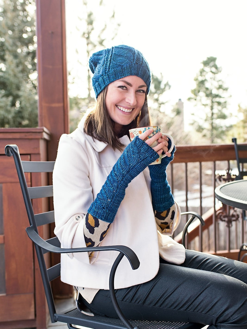 Anuanu Hat & Mitts